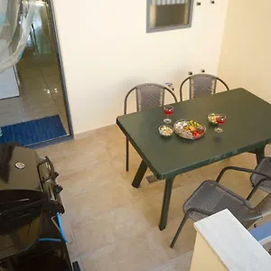 https://sliema-duplex-1-bedroom-apartment-with-2-bathrooms-sleep-4.qawrahotelsmalta.org