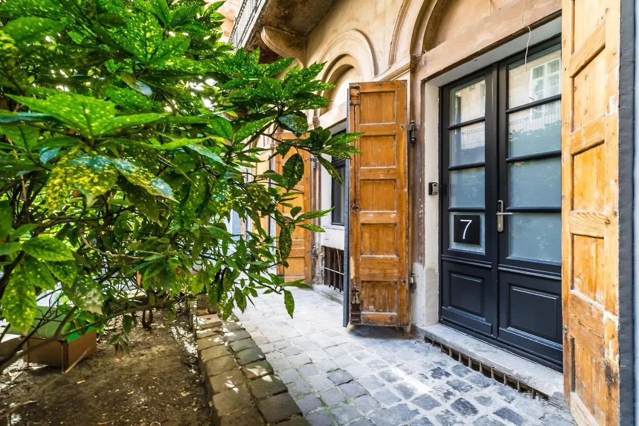 Urban Stable Luxury Apartments Budapest