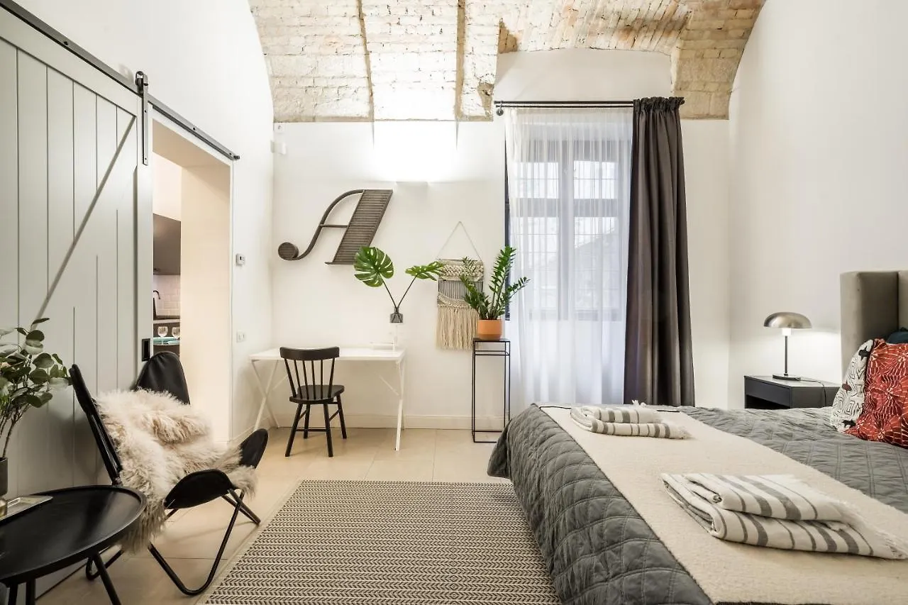 Urban Stable Luxury Apartments Budapest 0*,  Ungheria