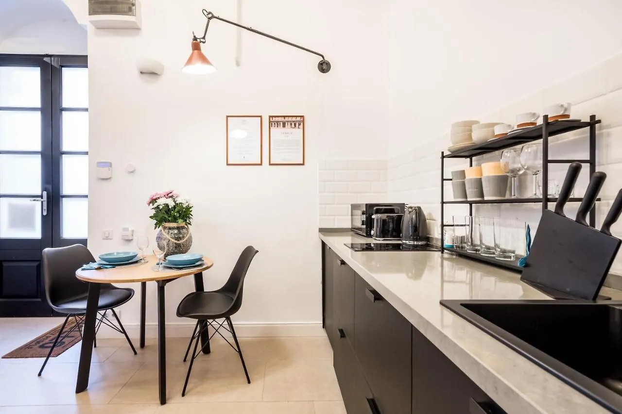 Urban Stable Luxury Apartments Budapest Ungarn